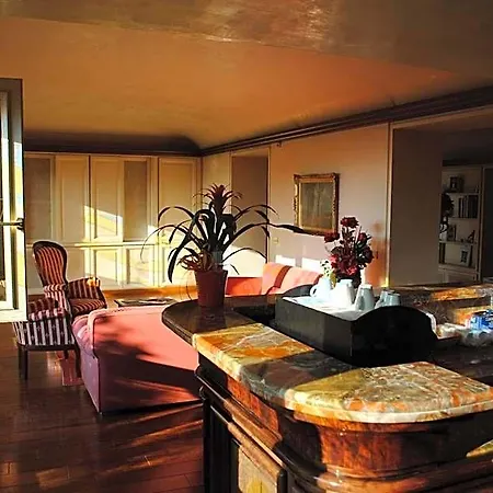 Hotel San Giacomo Montegrosso dʼAsti