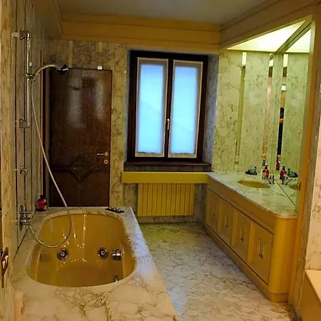 Hotel San Giacomo Montegrosso dʼAsti